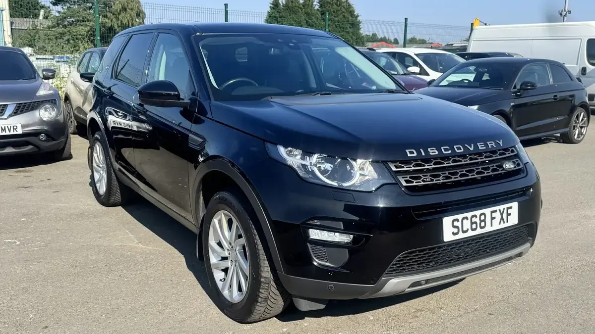 Used Land Rover Discovery Sport SE 2019 Black SUV