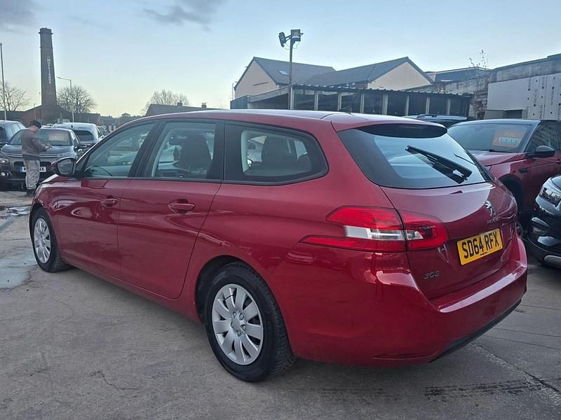 Begagnad Peugeot 308 SW Access 115 HK (84 kW) 2014 Röd Kombi