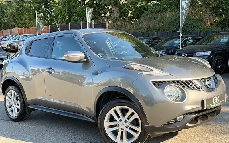 Used Nissan Juke N-Connecta 110 HP (80 kW) 2017 SUV