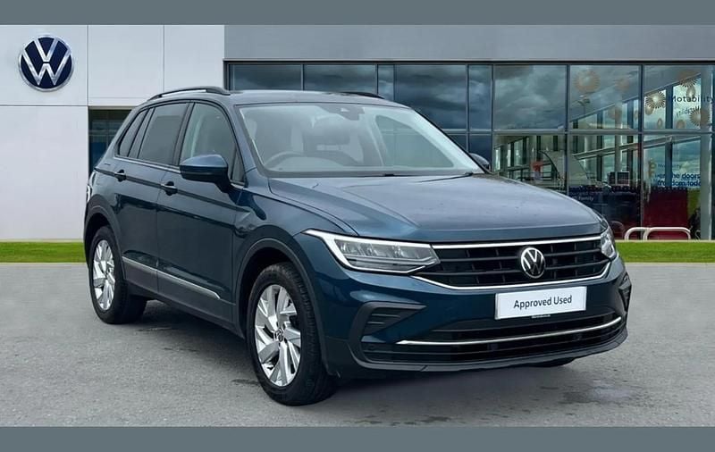 Used VW Tiguan Life 150 HP (110 kW) 2022 Blue SUV