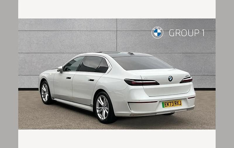 Used BMW i7 Comfort Edition 400 kW (544 HP) 2023 White Sedan