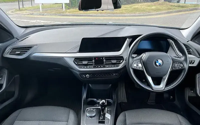 Used BMW 118 136 HP (100 kW) 2024 Hatchback
