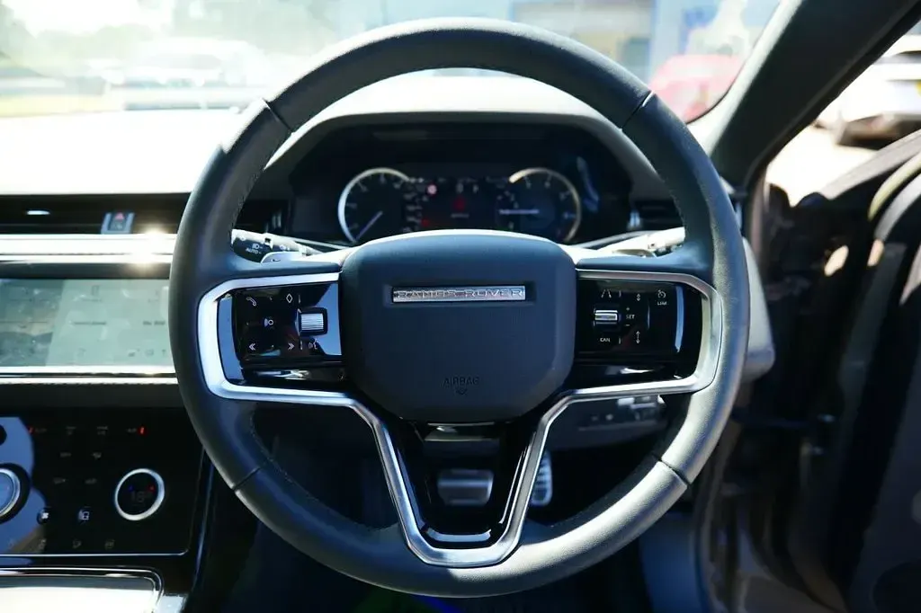 Used Land Rover Range Rover evoque R-Dynamic 309 HP (227 kW) 2023 Bronze SUV