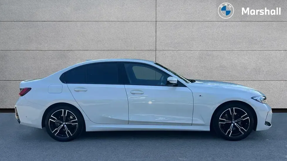 Used BMW 320 M Sport 184 HP (135 kW) 2025 Alpine white Sedan
