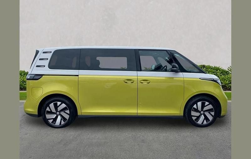 Used VW ID. Buzz Pro 210 kW (286 HP) 2025 White MPV