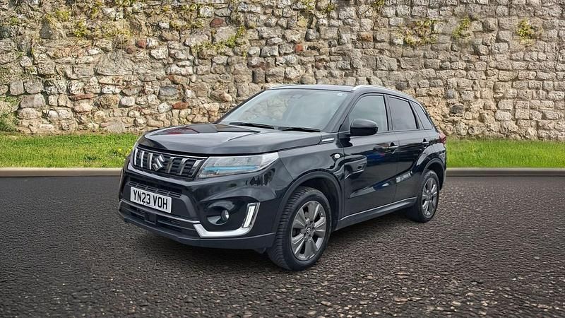 Gebraucht Suzuki Vitara SZ-T 129 PS (94 kW) 2023 Schwarz SUV