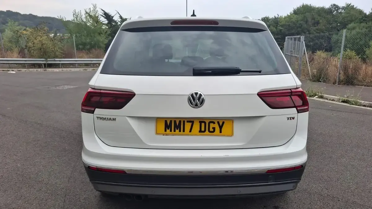 Used VW Tiguan SEL 150 HP (110 kW) 2017 White SUV