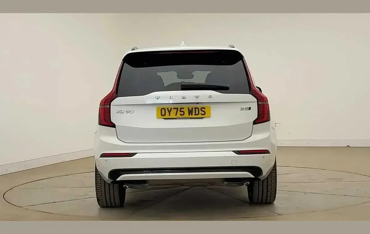 Used Volvo XC90 Plus 455 HP (334 kW) 2025 White SUV