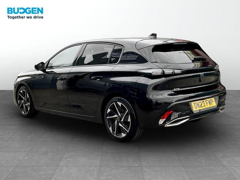 Used Peugeot 308 Allure Premium 130 HP (95 kW) 2023 Black Hatchback
