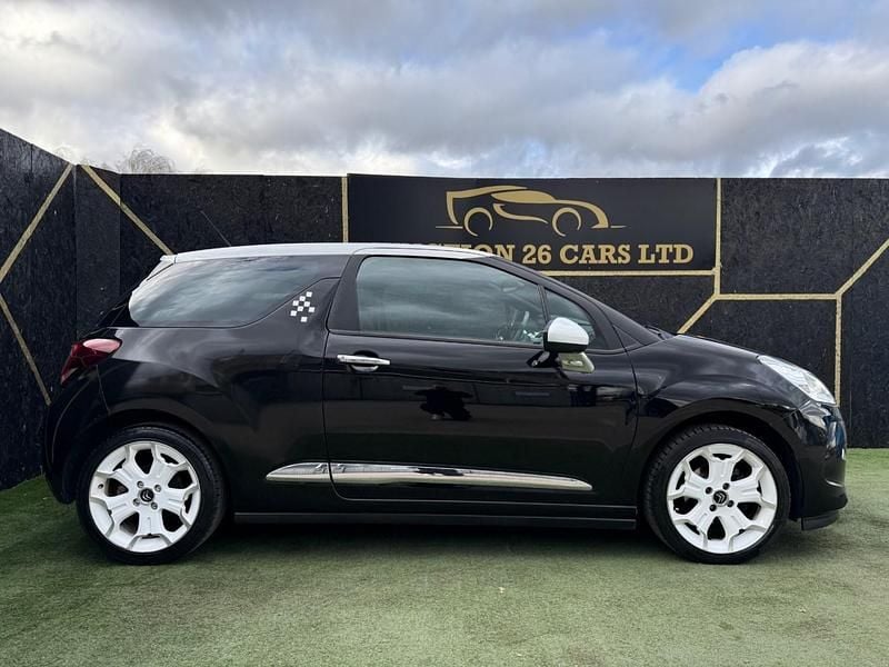Usado Citroën DS3 PureTech 110 HP (80 kW) 2015 Preto Citadino