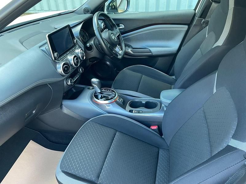 Used Nissan Juke N-Connecta 2021 White SUV