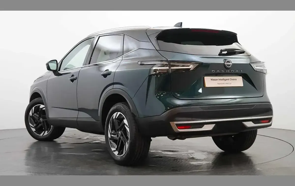 Used Nissan Qashqai N-Connecta 138 HP (101 kW) 2025 Green SUV