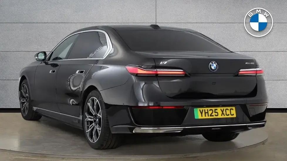 Used BMW i7 Comfort Edition 394 kW (537 HP) 2025 Black Sedan