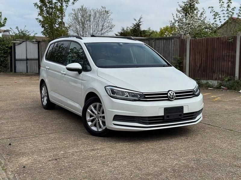 White Used 2016 VW Touran MPV | £11,495 (Super price) - Image 1/4