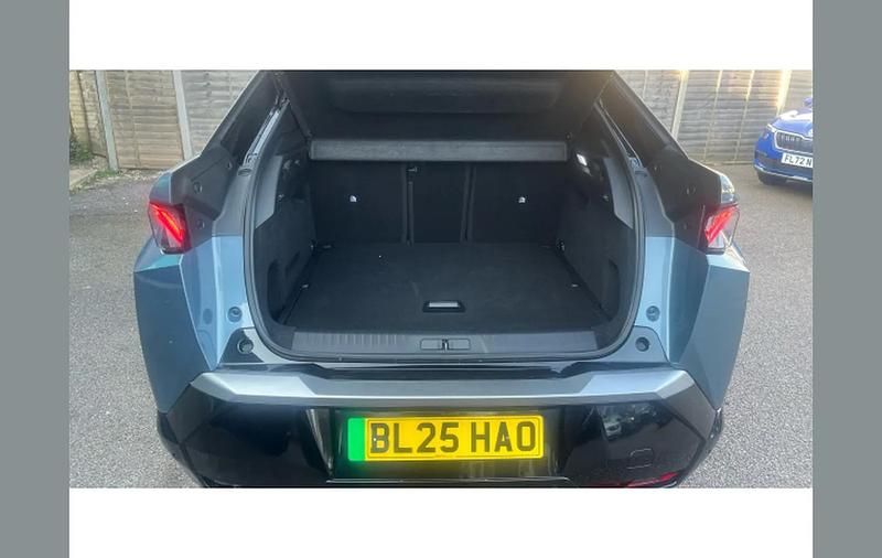 Used Peugeot e-3008 GTi 156 kW (213 HP) 2025 Blue SUV