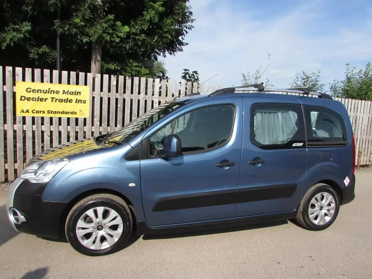 Used Citroën Berlingo XTR 2011 Blue MPV