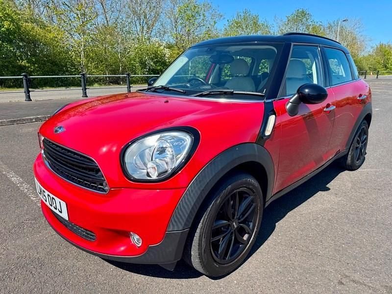 Begagnad Mini Cooper 2015 Röd Halvkombi