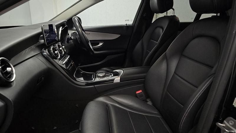 Used Mercedes C220 194 HP (142 kW) 2019 Black Sedan