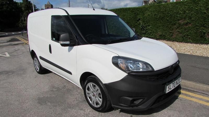 Used Fiat Doblò 2020 White MPV