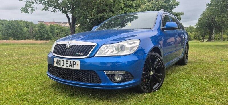 Blue Used 2013 Skoda Octavia vRS Estate | £4,995 (Fair price) - Image 1/4