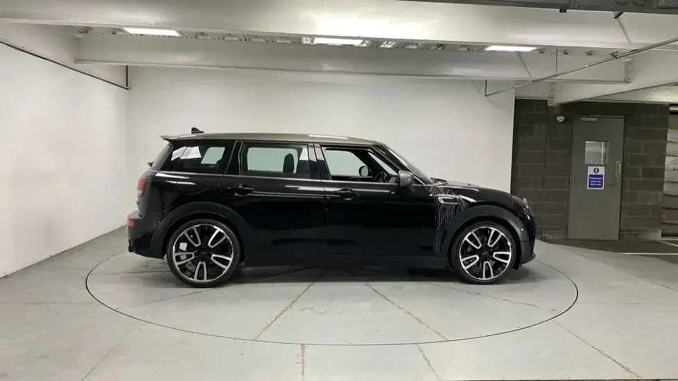 Used Mini Cooper S Clubman 176 HP (129 kW) 2021 Black Estate