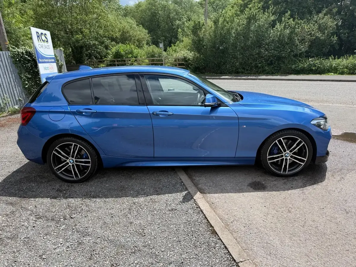 Used BMW 118 Efficient Dynamics 2018 Blue Hatchback