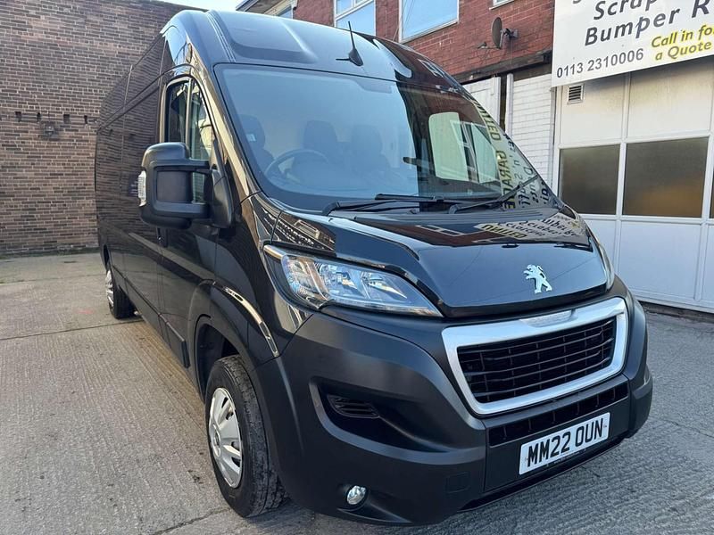 Used Peugeot Boxer 140 HP (102 kW) 2022 Grey Van