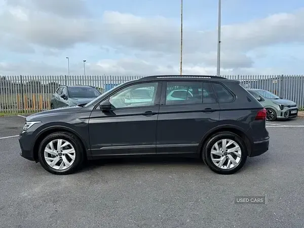 Used VW Tiguan Life 150 HP (110 kW) 2023 Grey SUV