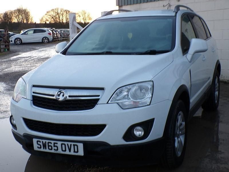 Used Vauxhall Antara 2016 White SUV