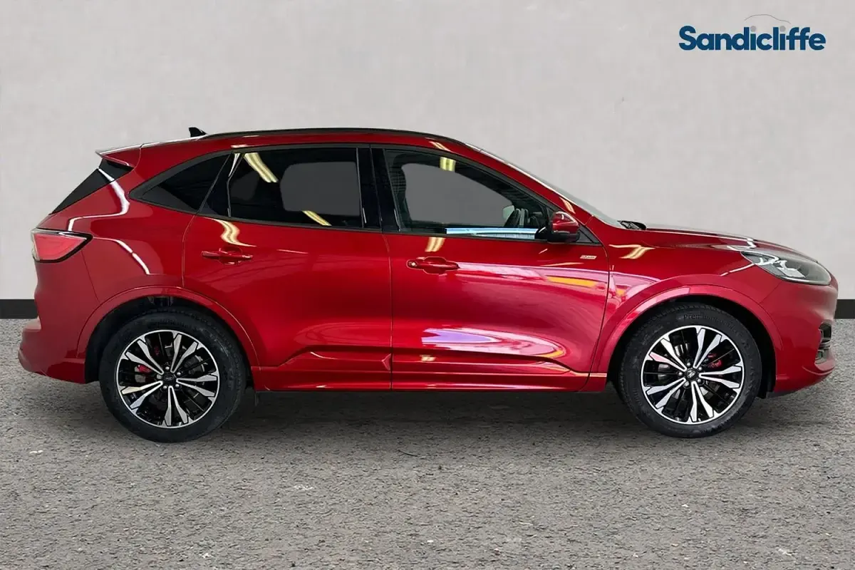 Used Ford Kuga ST-Line X 150 HP (110 kW) 2023 Red SUV