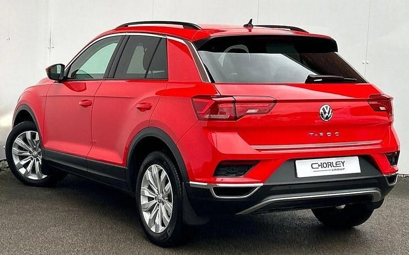 Used VW T-Roc SE 116 HP (85 kW) 2020 Red SUV
