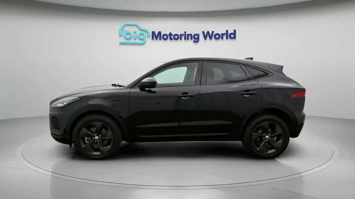 Used Jaguar E-Pace R-Dynamic 204 HP (150 kW) 2023 Black SUV