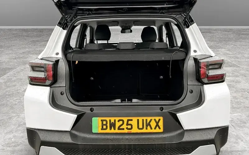 Used Citroën e-C3 83 kW (113 HP) 2025 White Hatchback