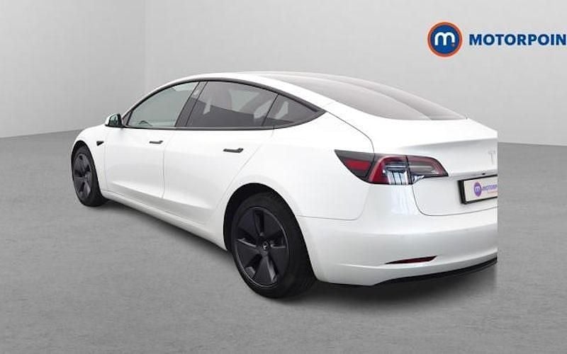 Used Tesla Model 3 Standard Range 180 kW (245 HP) 2021 White Sedan