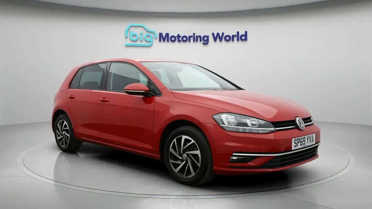 Used VW Golf VII Match 116 HP (85 kW) 2019 Hatchback