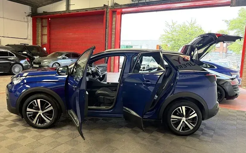 Used Peugeot 3008 GT-line 181 HP (133 kW) 2019 Blue SUV