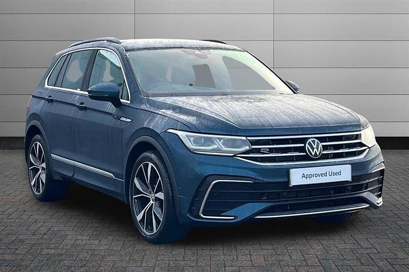 Blue Used 2023 VW Tiguan R-line SUV | £27,450 (Fair price) - Image 1/4