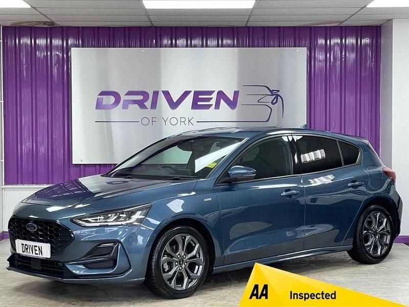 Blue Used 2022 Ford Focus ST-Line Hatchback | £11,300 (Good price) - Image 1/3