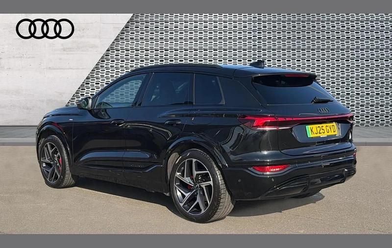 Used Audi Q6 e-tron Performance 225 kW (306 HP) 2025 Black SUV