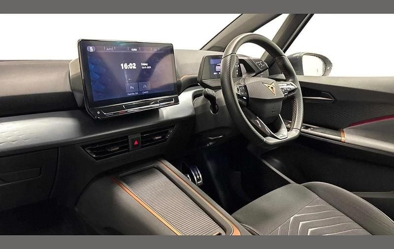 Used Cupra Born 150 kW (204 HP) 2022 White Hatchback