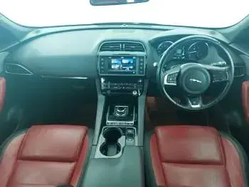 Used Jaguar F-Pace R-Sport 180 HP (132 kW) 2016 Silver SUV