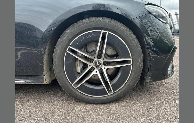 Used Mercedes E220 AMG Line Premium 220 HP (161 kW) 2025 Black Estate