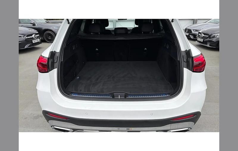 Used Mercedes GLC220 AMG line 194 HP (142 kW) 2025 White SUV