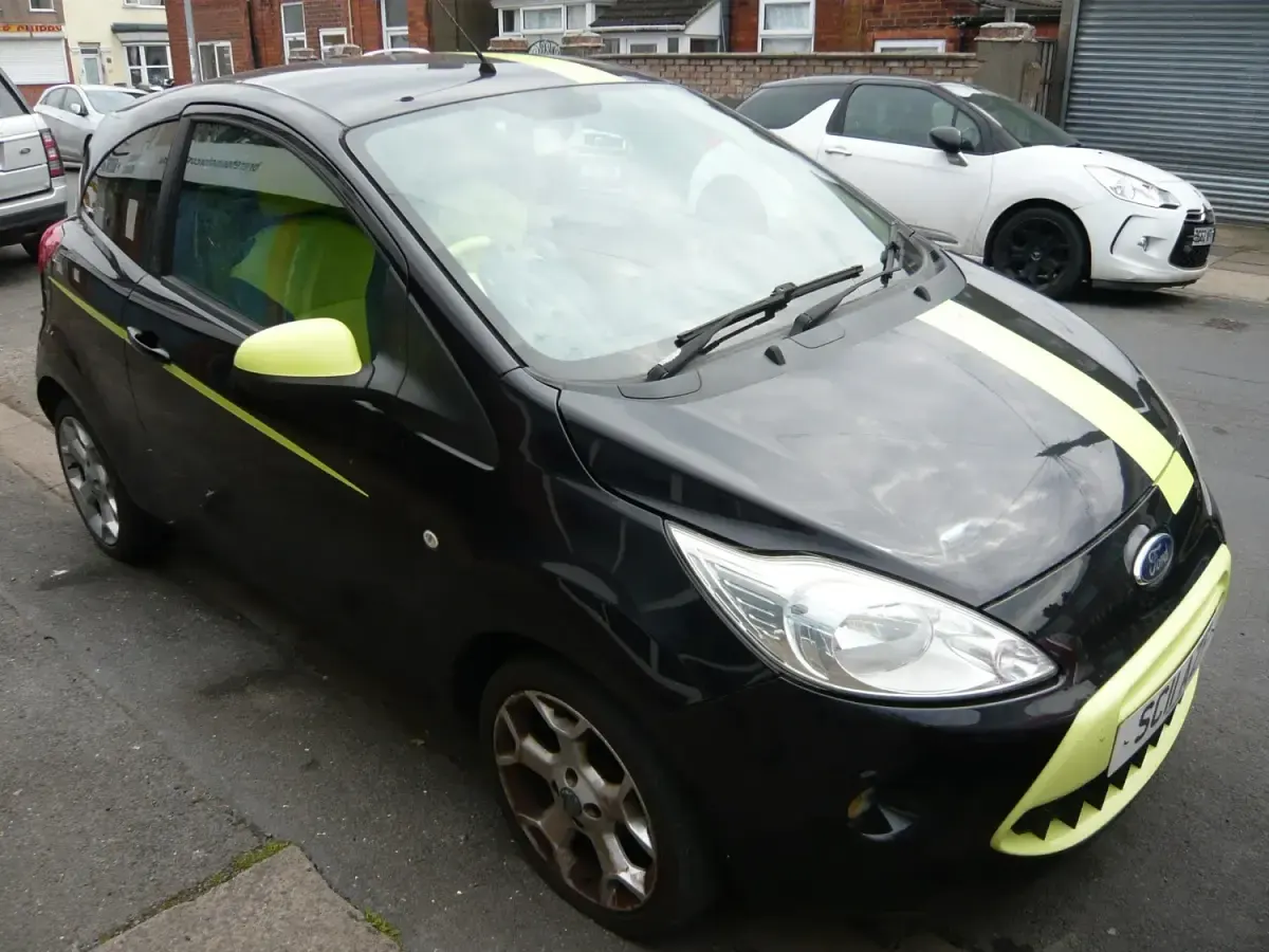Usado Ford Ka 69 HP (50 kW) 2011 Preto Citadino