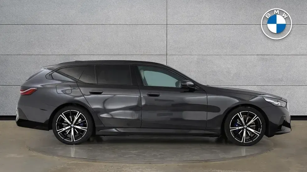 Used BMW 530e M Sport 295 HP (216 kW) 2025 Grey Estate
