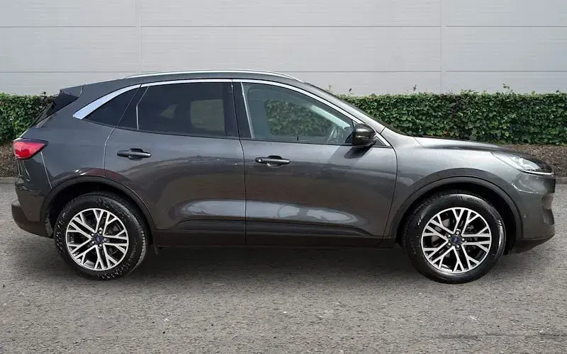 Used Ford Kuga Titanium 150 HP (110 kW) 2023 SUV