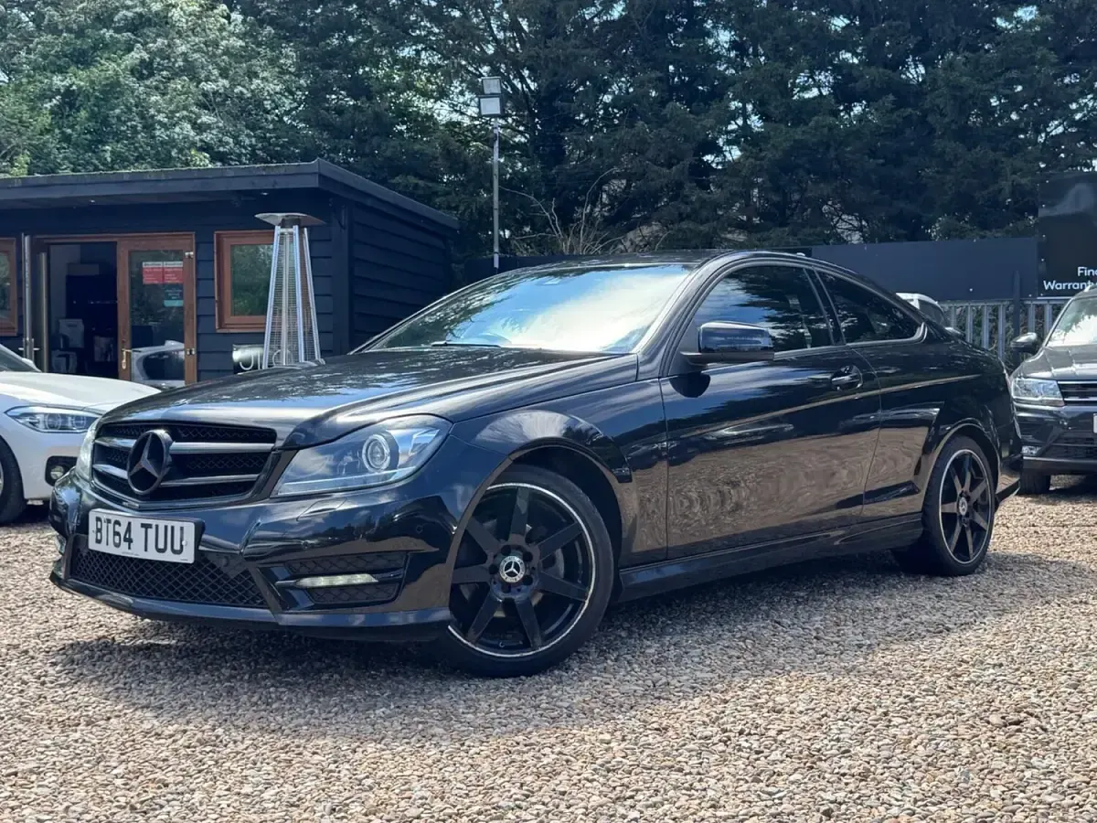 Usado Mercedes C250 Sport Edition 204 HP (150 kW) 2014 Preto Coupé