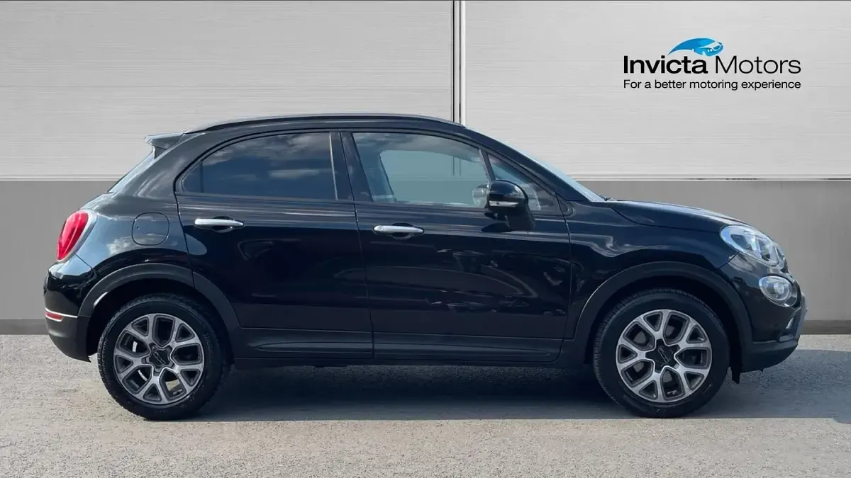 Used Fiat 500X Cross 120 HP (88 kW) 2016 Cinema black SUV