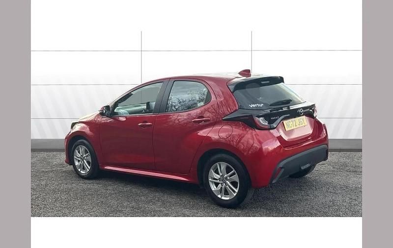 Used Mazda 2 113 HP (83 kW) 2023 Red Hatchback