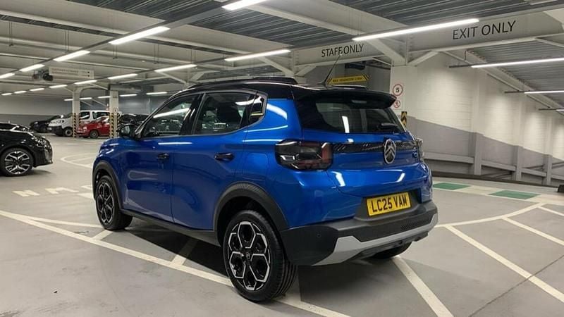 New Citroën C3 101 HP (74 kW) 2025 Blue SUV